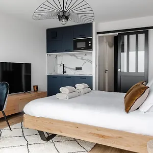 Appartement Vue Avec Terrasse Et Acces, Carnac
